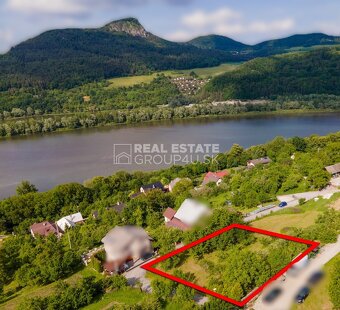 5 IZ. RODINNÝ DOM S VEĽKORYSÝM POZEMKOM - 4