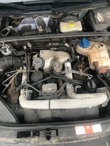 audi A4 2.5tdi - 4