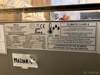 Zmrzlinová vitrína JUKA - 4