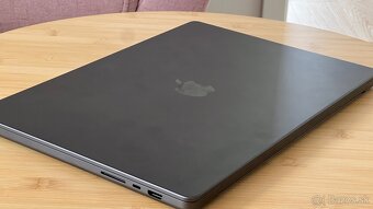 MacBook 16” M3 pro 18 gb ram 512 gb - 4