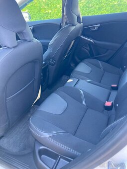 Predám Volvo V40 - 4