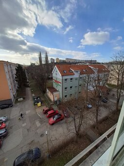 3-izb. TEHLOVÝ byt Južná trieda/Panelová 72 m2 blízko centra - 4
