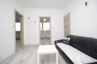 ZAČIATOK Petržalky - 3 SAMOSTATNÉ izby ( čiastočne NE - ZARI - 4