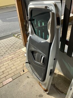 Posuvné bočné dvere Peugeot partner teepe, Berlingo - 4