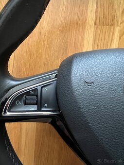 Volant Škoda Superb III - 4