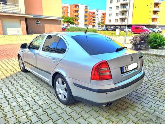 Škoda Octavia 2 Sedan 2.0TDI 103KW Laurin&Klement - 4