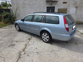 Ford Mondeo Combi 2.0 TDCi Ghia A/T - 4