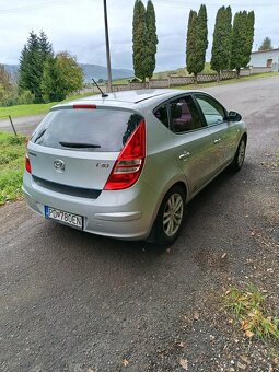 predam Hyundai  i30 1,4 benzin - 4