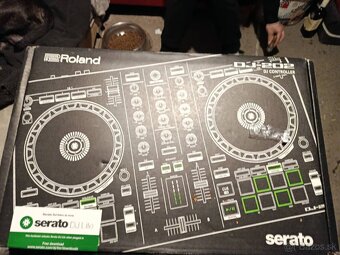 Roland DJ 202 - 4