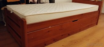 Posteľ z  masívu - 4