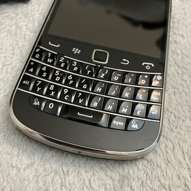 Predám mobil BlackBerry Bold 9900 Charcoal - 4
