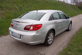 Chrysler sebring 2.0 115kw nová STK/EK - 4