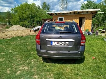 Kia ceed sw - 4