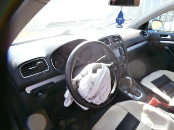 Volkswagen golf - 4
