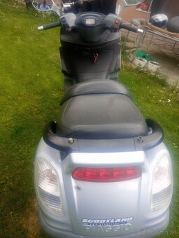 Piaggio X9 250 - 4