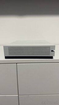 Xbox one s - 4