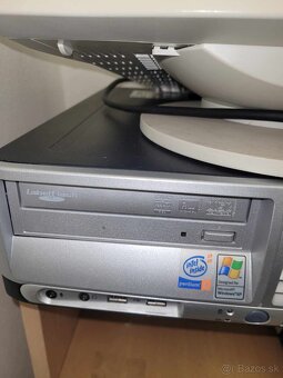 PC+monitor - 4