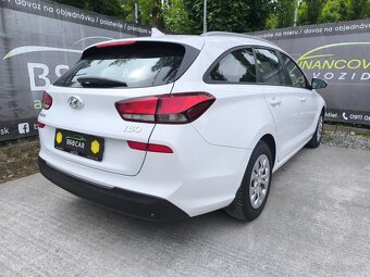 Hyundai i30 CW 1.6 CRDi Comfort - 4
