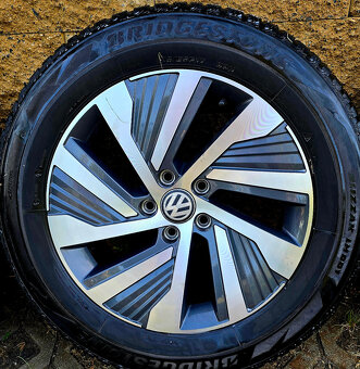 Originál kolesa VW Tiguan Allspace 215/65 R17 elektróny 7JX1 - 4