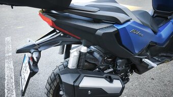 Honda ADV350 - 4