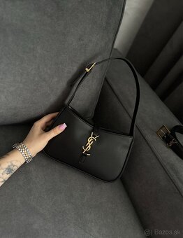 Dámska kabelka Yves Saint Laurent – čierna (Hobo) - 4