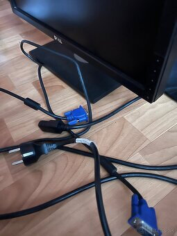 monitor DELL 22" - 4