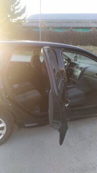 Ford focus1,6 tdci facelift - 4