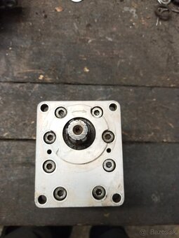 Hydraulické čerpadlo TGL 10859 A16 Multikar M25 - 4