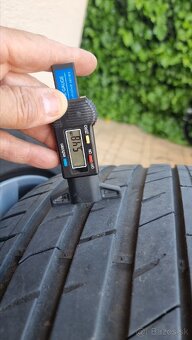 BMW styling 235 ET25 8,5 x 19" sada 4 ks aj Nexen pneu - 4