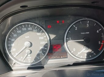 BMW E90 D318 - 4