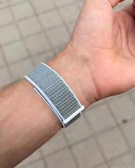 Nylonový náramok pre 22 a 26mm Garmin v štýle enduro - 4