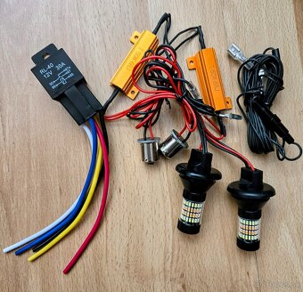 LED denné svietenie s funkciou LED smeroviek - 4