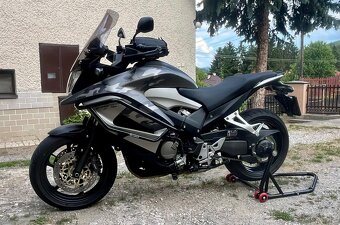 Honda VFR 800 Crossrunner 2014 - 4