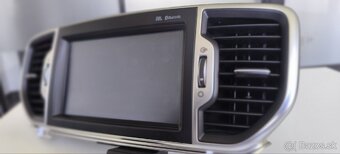 Original Kia Sportage multimedia radio - 4
