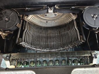 RETRO pisaci stroj ZETA - 4
