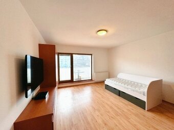 Nadštandardný 3 izb. byt v centre Žiliny (Bulvár) - 4