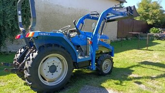 Malotraktor 4x4 s čelným nakladačom Iseki geas 21 - 4