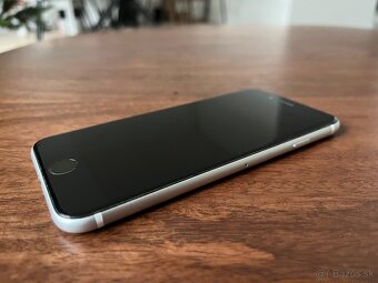 iPhone SE 2020 128gb - 4