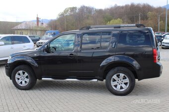 Nissan Pathfinder 2,5 DCi 126 kW 4WD - 4