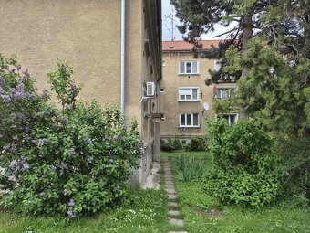 1-izbový byt, pôvodný stav, Spojovacia ul. Nitra - 4
