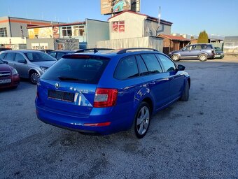 Škoda Octavia Combi 2.0 TDI Elegance/Style - 4