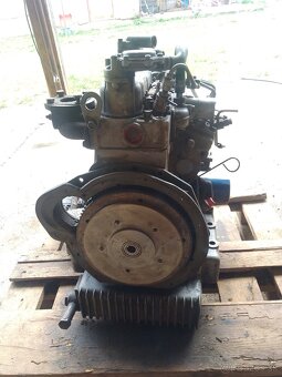 Kubota D722 - 4