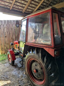 Traktor Zetor 5611 - široká kabina - 4