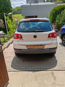 Volkswagen Tiguan - 4