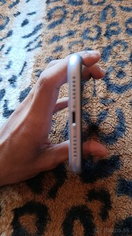 iPhone 11 - 4