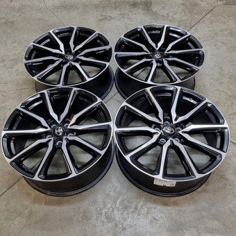 Hliníkové Toyota disky 5x114,3 R20 8,5J ET45 - 4