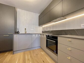 2-IZBOVÝ BYT,RUŽINOV-NIVY,PROJEKT-ZWIRN 3,BALKÓN,PARKING... - 4