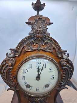 Predám funkčné krbové hodiny LENZKIRCH Polbicie V:34cm š:19c - 4