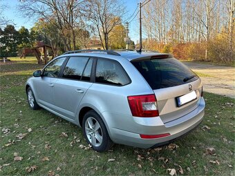 Škoda Octavia Combi 1.6 TDI 110k Ambition DSG/7 - 4