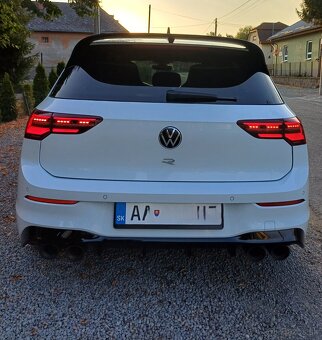 Golf 8 R Performance - 4